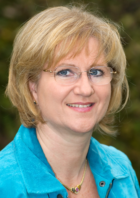 MR. Dr. Claudia Westreicher